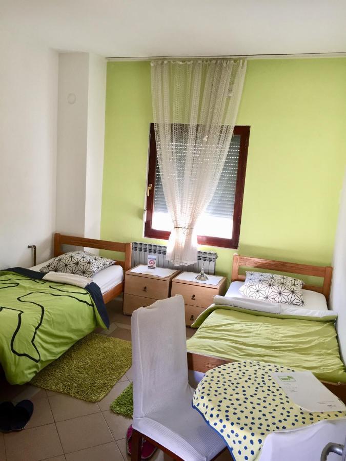 Hostel Lega House Osijek Exterior foto